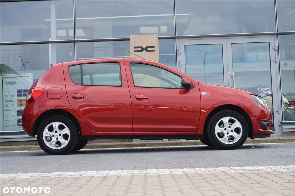 Dacia Sandero 1.2 16V Laureate - 4