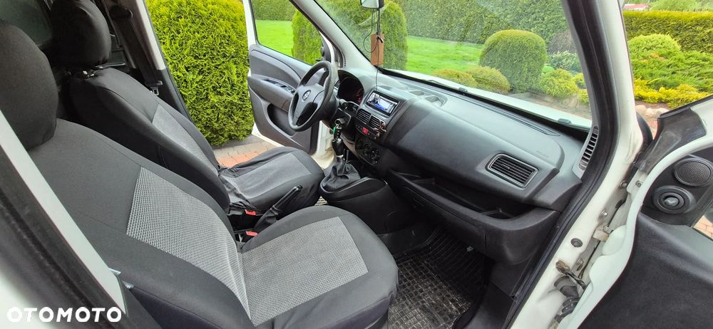 Opel COMBO - 6