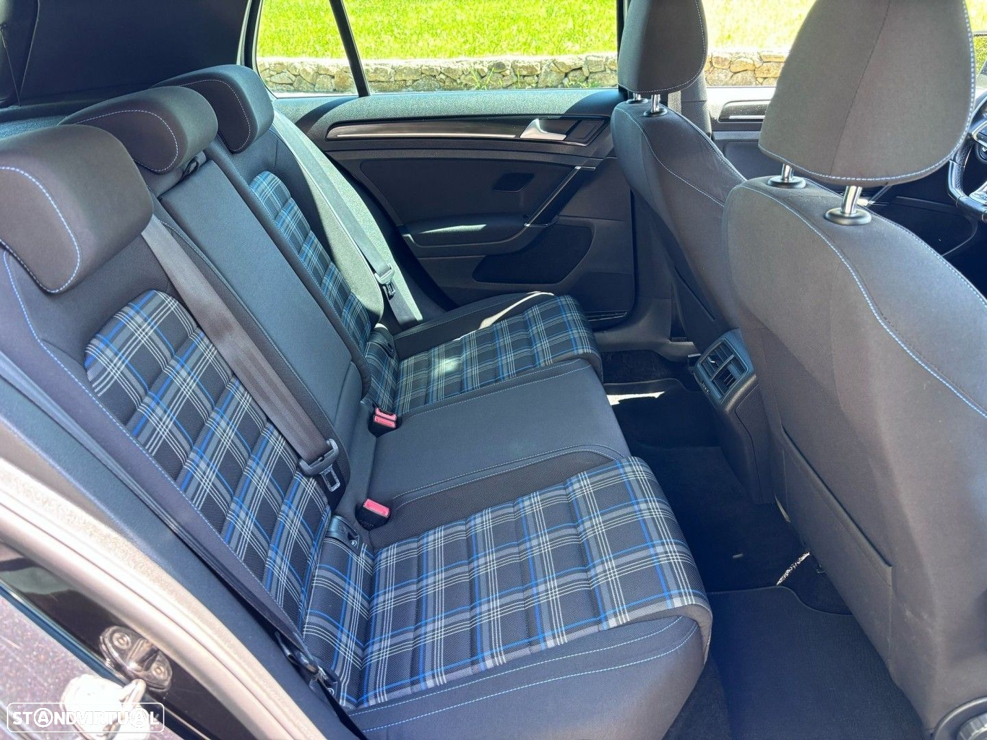 VW Golf - 18