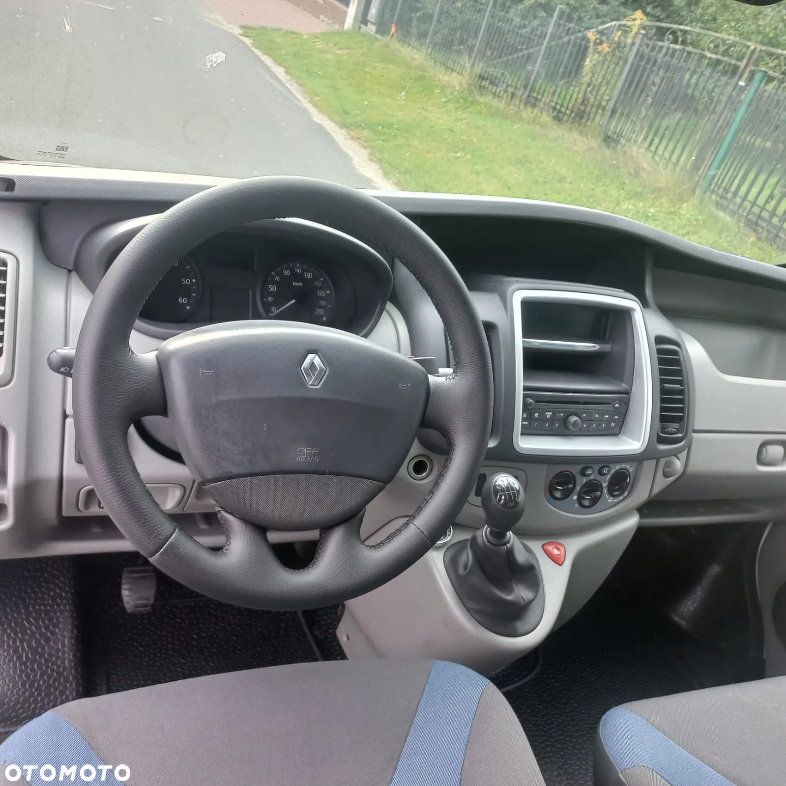 Renault TRAFIC - 9