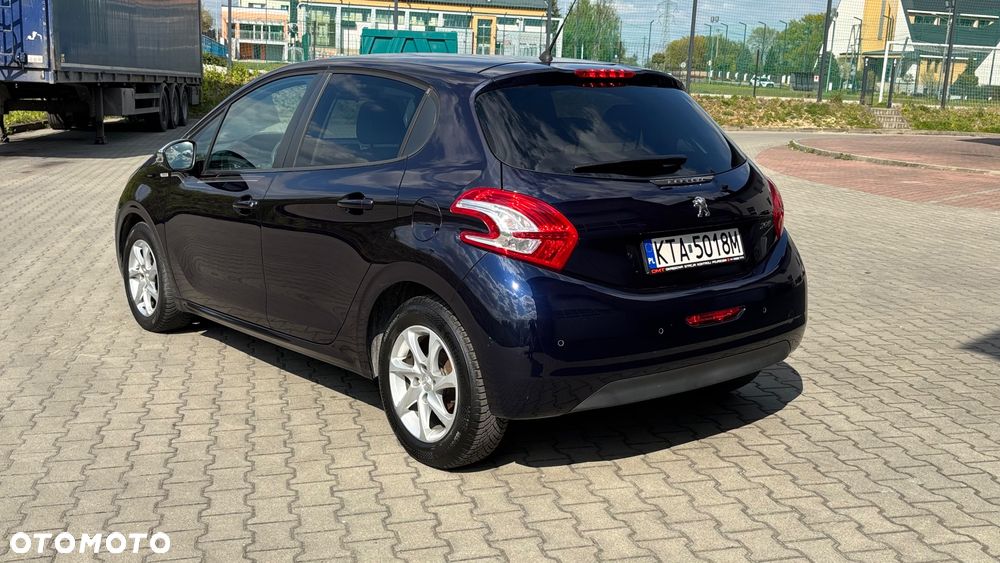 Peugeot 208 1.2 VTi Style - 5