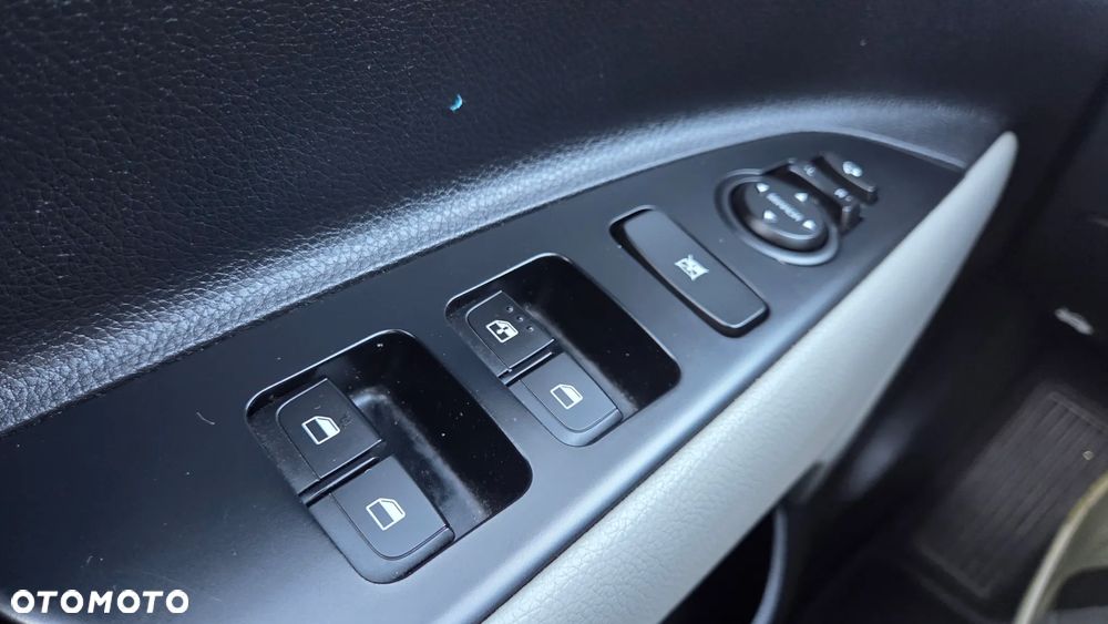 Kia Stonic 1.0 T-GDI OPF Mild Hybrid DCT7 Platinum Edition - 19