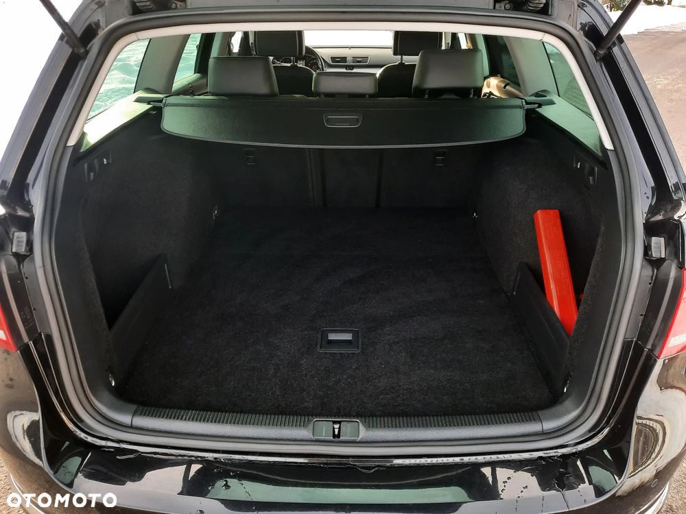 Volkswagen Passat 2.0 TDI DSG BlueMotion Technology Highline - 28