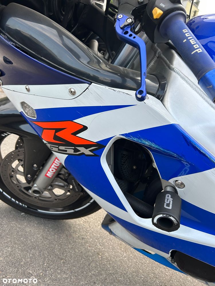 Suzuki GSX-R - 6