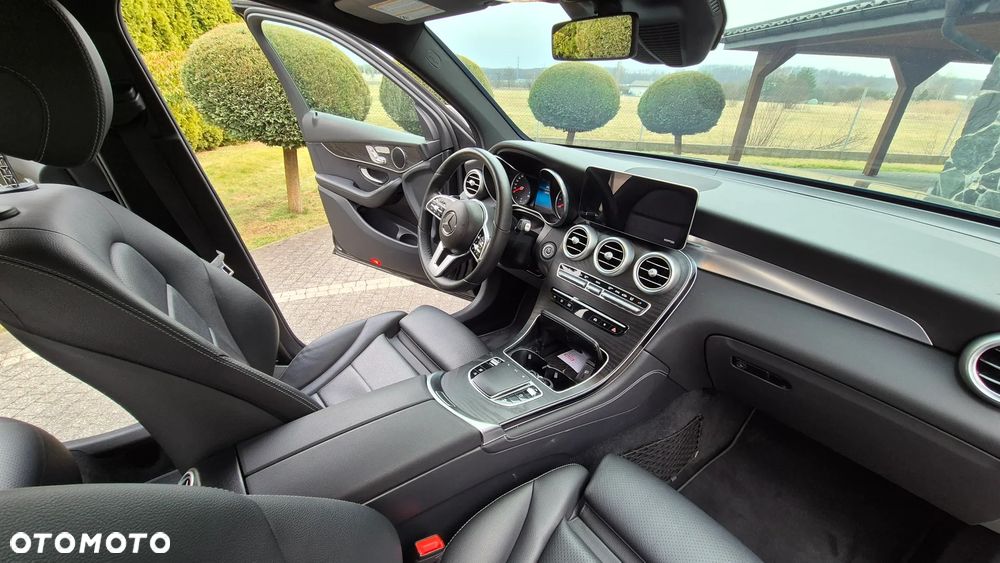 Mercedes-Benz GLC 300 4-Matic - 11