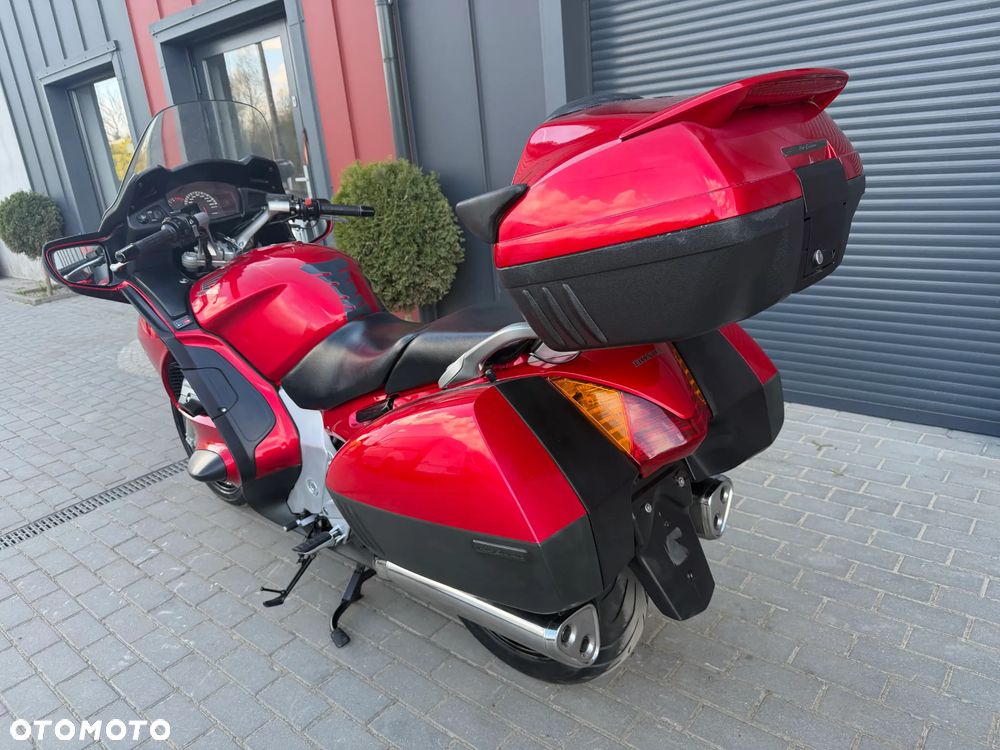 Honda ST - 36