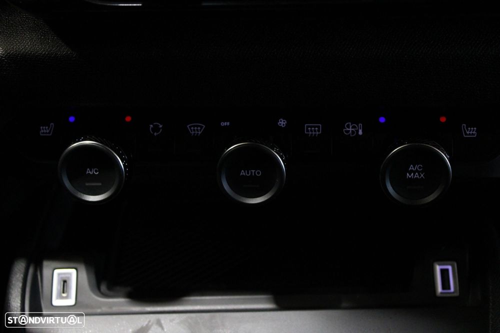 Citroën e-C4 50 kWh Shine - 12