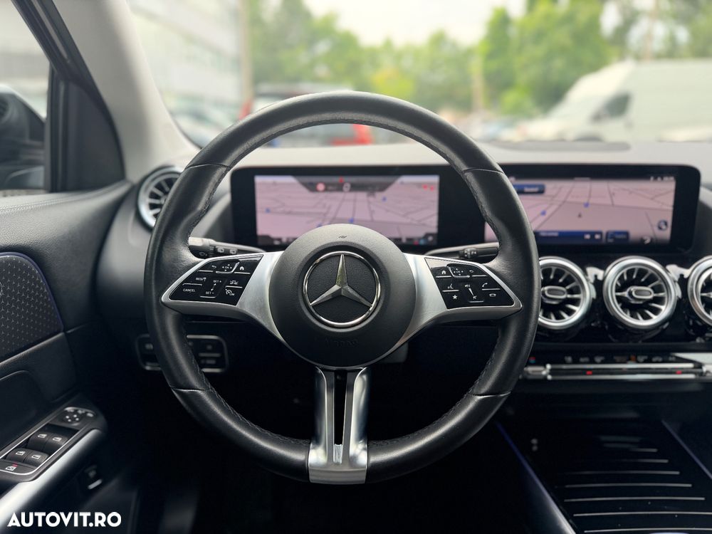 Mercedes-Benz GLA 200 d 4MATIC 8G-DCT Progressive Advanced - 11