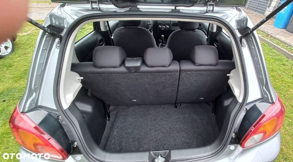 Mitsubishi Space Star 1.0 - 4