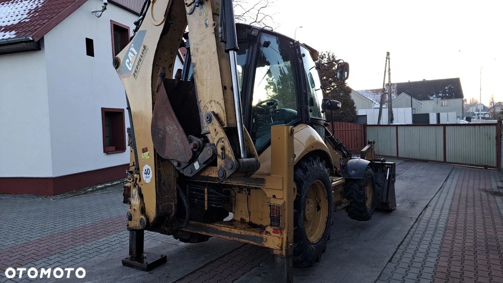 Caterpillar 428E - 2