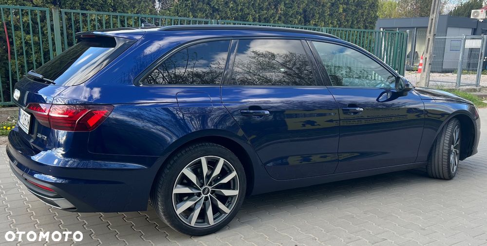 Audi A4 Avant 35 TDI S tronic - 4