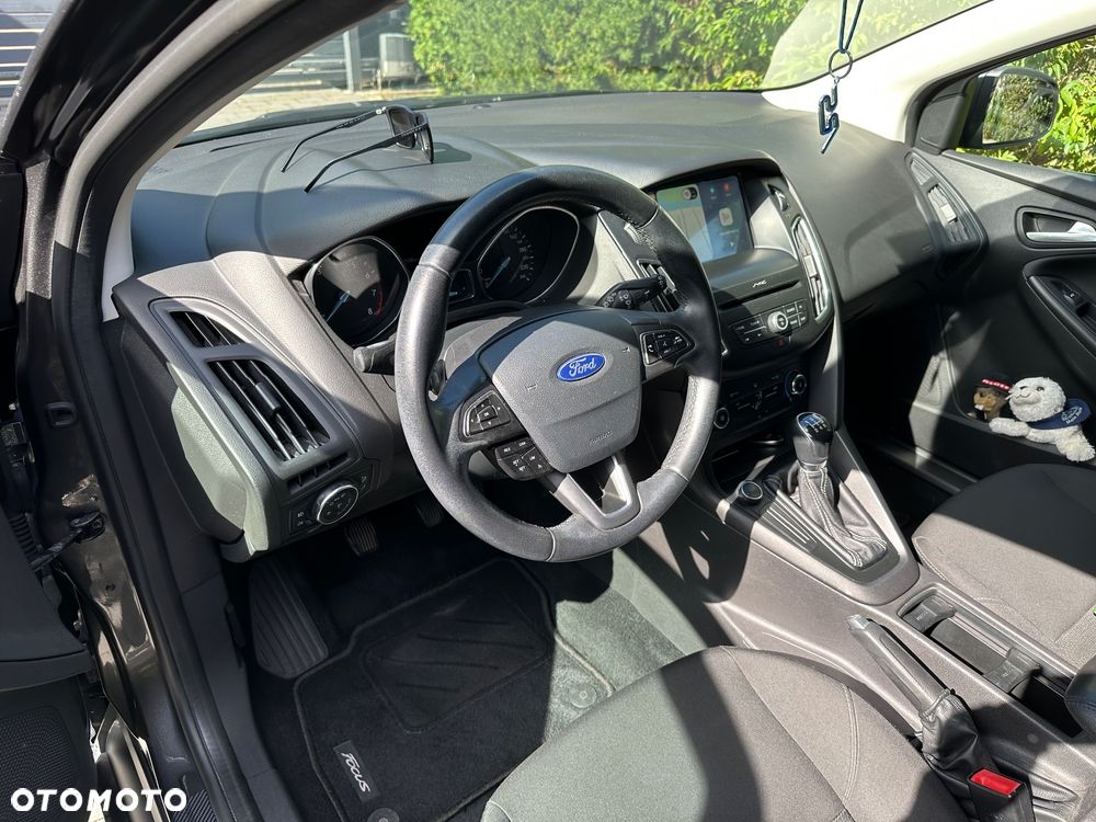 Ford Focus 1.6 SYNC Edition - 5