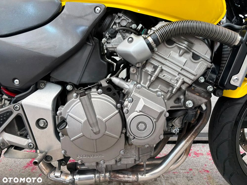 Honda Hornet - 27