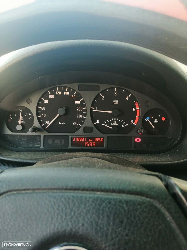 BMW 320 - 5
