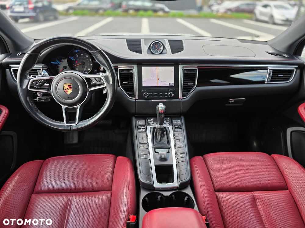 Porsche Macan - 16