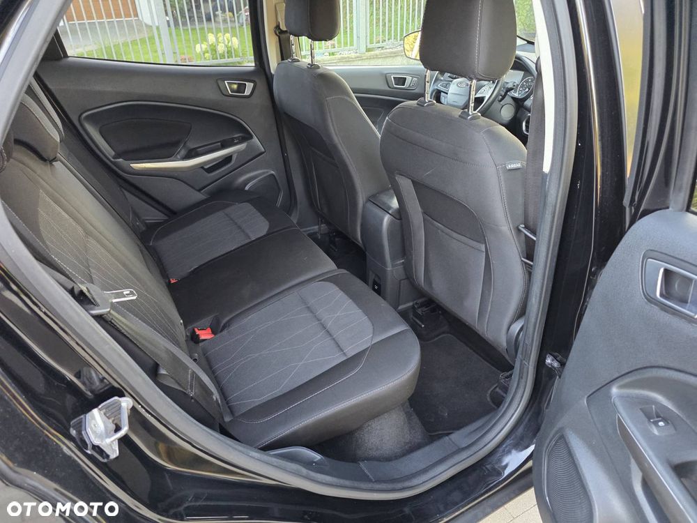 Ford EcoSport - 11