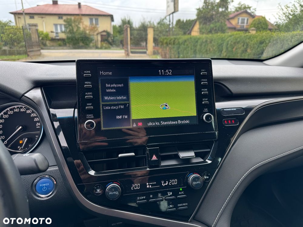 Toyota Camry 2.5 Hybrid Prestige CVT - 21