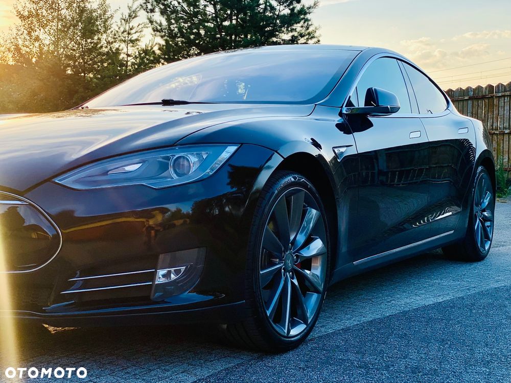 Tesla Model S Performance - 5