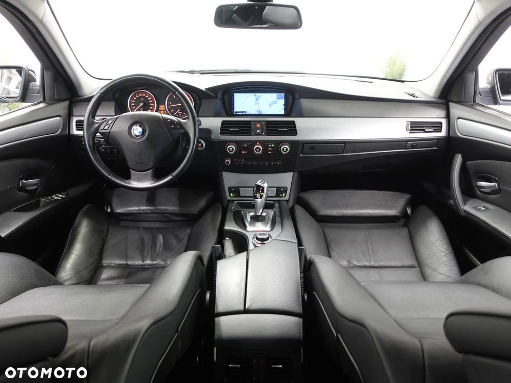 BMW Seria 5 530d - 27