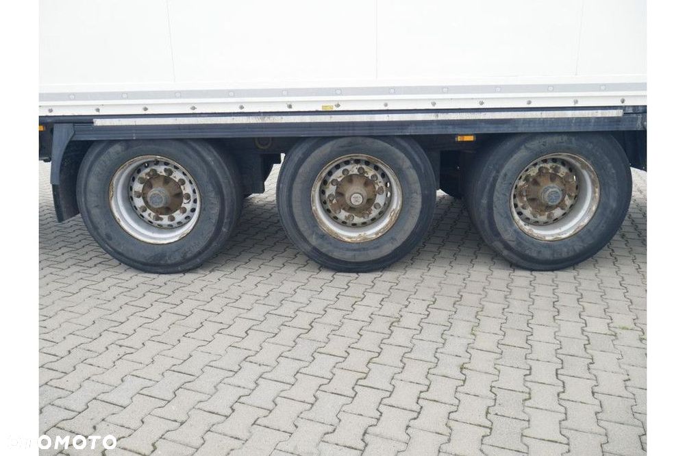 Krone Trailer Van Light Insulated Double deck Straight - 14