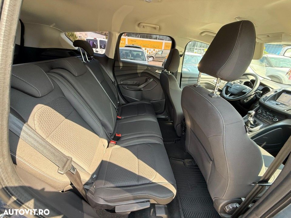 Ford Kuga 1.5 EcoBoost 2WD Trend - 13