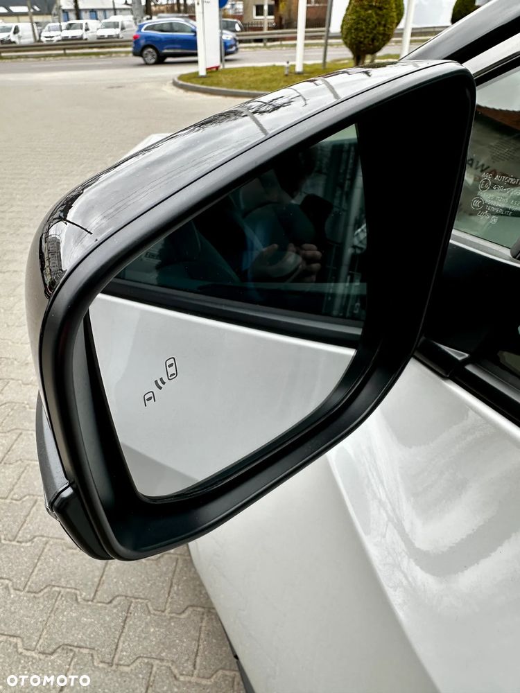 Toyota bZ4X 73.1kWh 4x4 Executive - 11