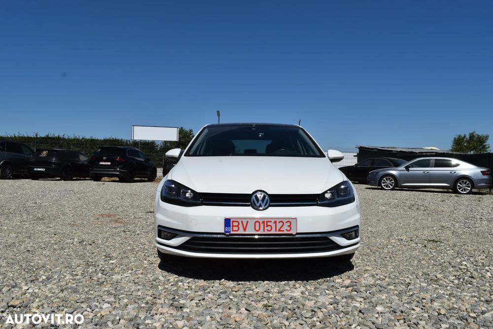 Volkswagen Golf - 5
