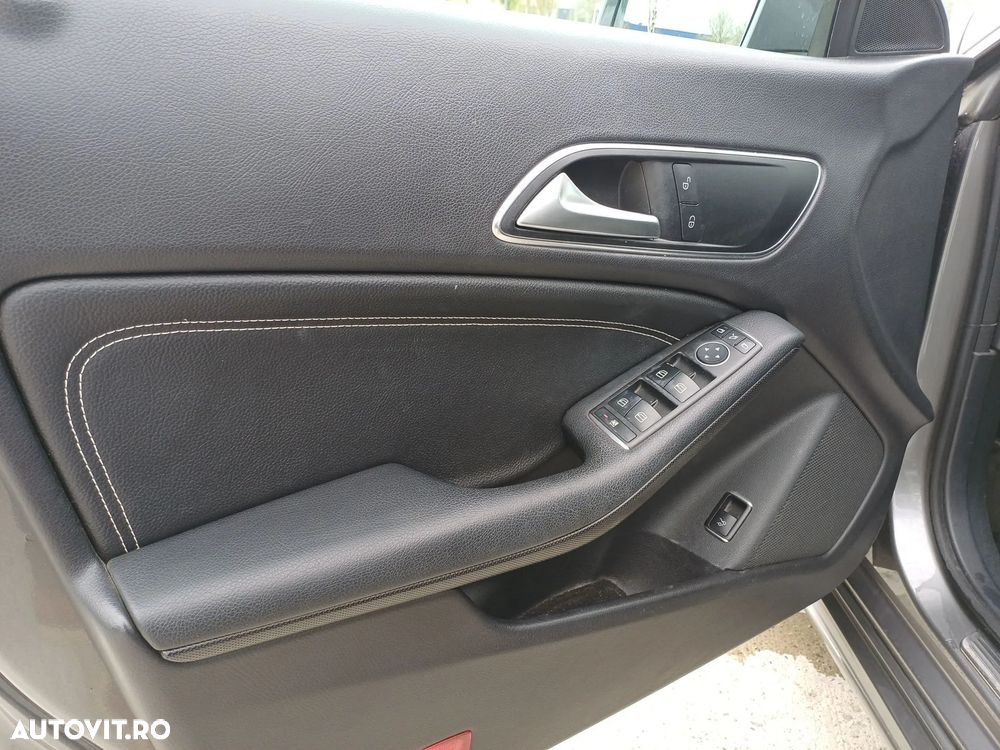Mercedes-Benz CLA 200 - 9