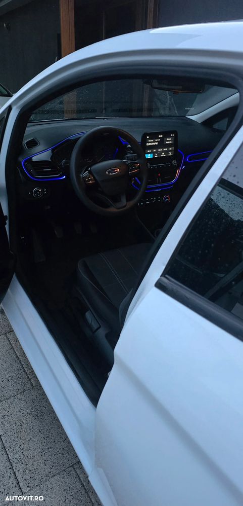 Ford Fiesta 1.1 S&S COOL&CONNECT - 13