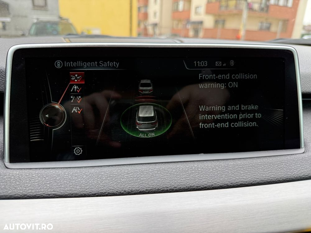 BMW X5 xDrive30d - 26