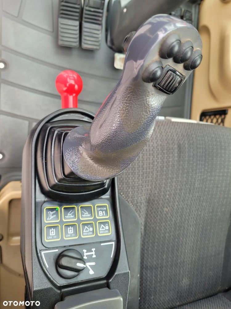 Hydrema MX14 / ROTOTILT ze szczypcami / BLACK EDITION - limitowana wersja / bogate wyposażenie / - 26