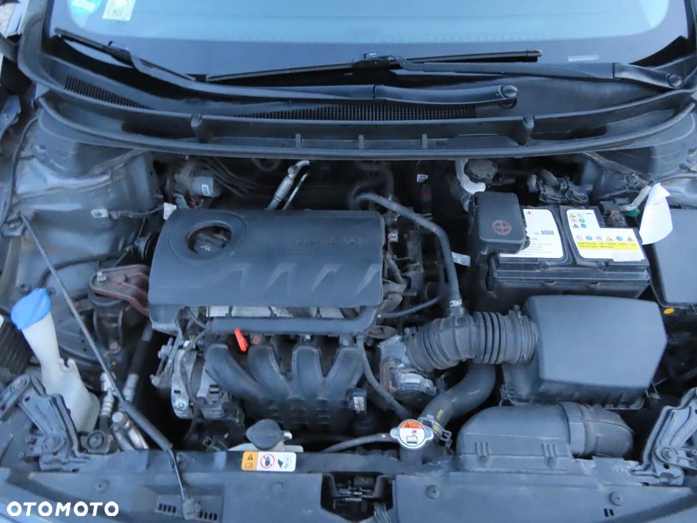 Hyundai i30 1.4 Trend - 19