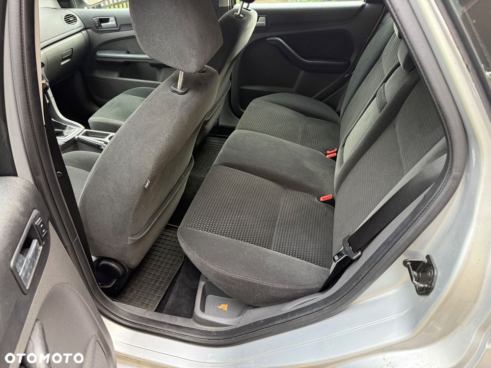 Ford Focus - 7