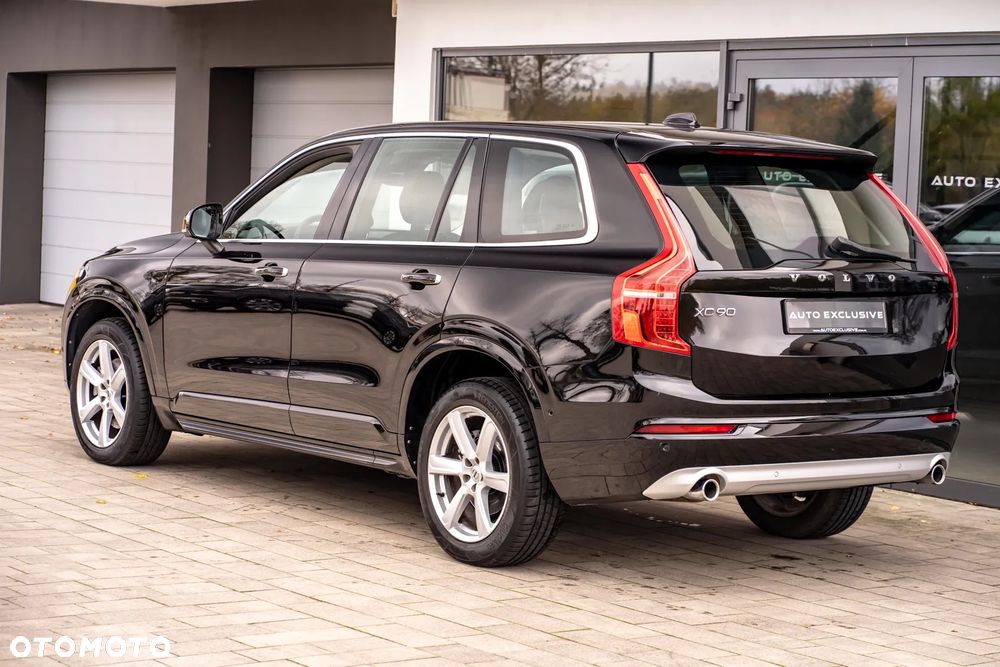 Volvo XC 90 D5 AWD Momentum - 22