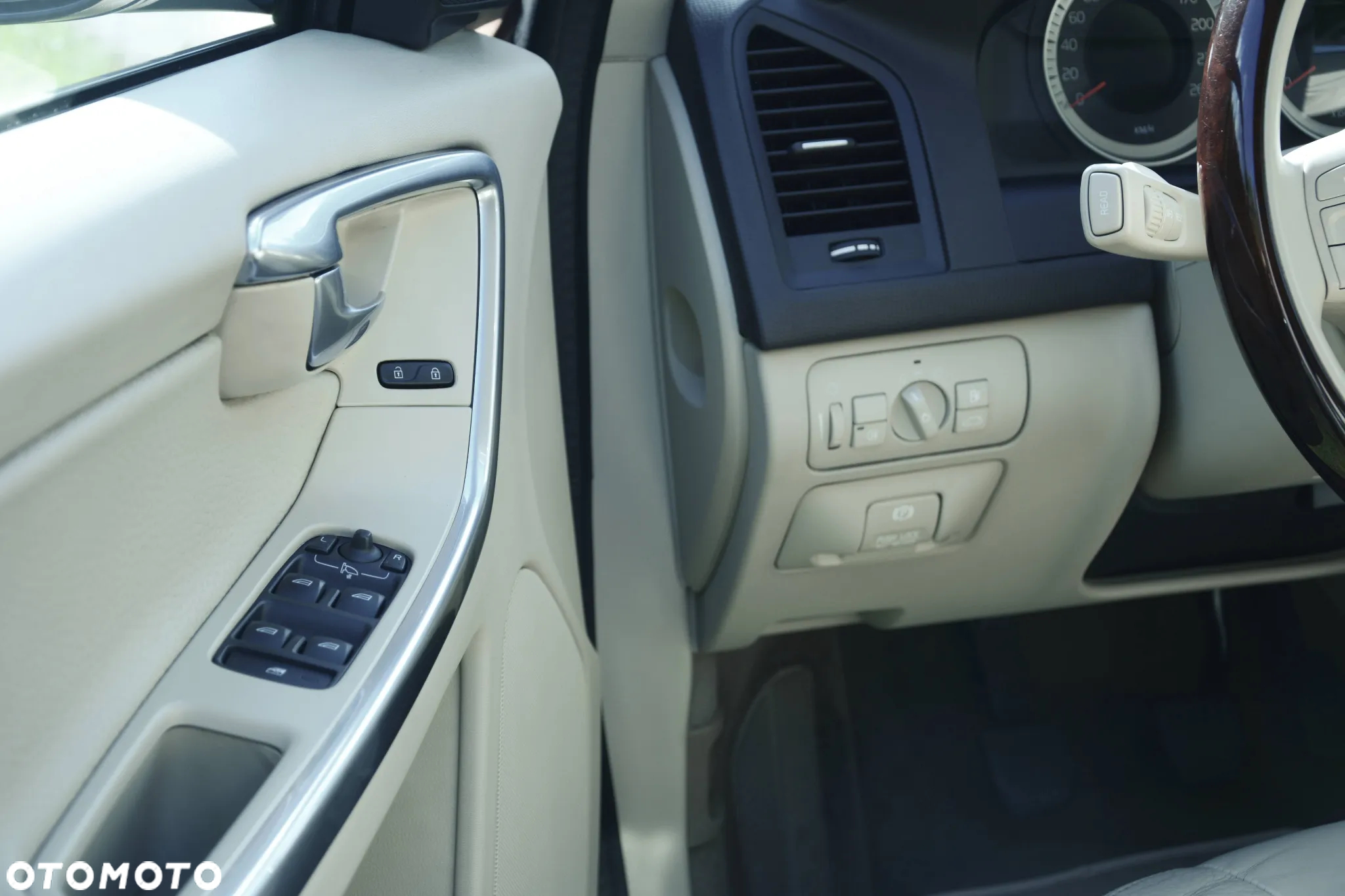 Volvo XC 60 2.4D AWD Summum - 8