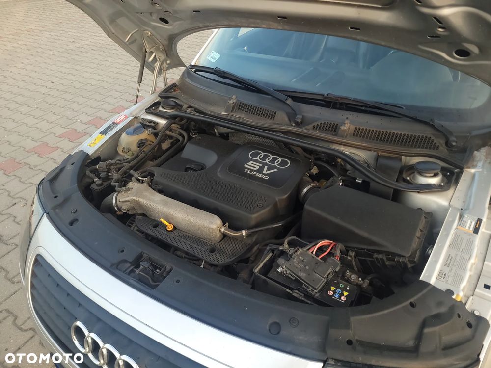 Audi TT Coupé 1.8T - 7