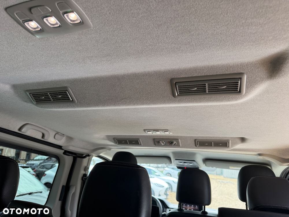 Renault Trafic 2.0 dCi EDC - 32