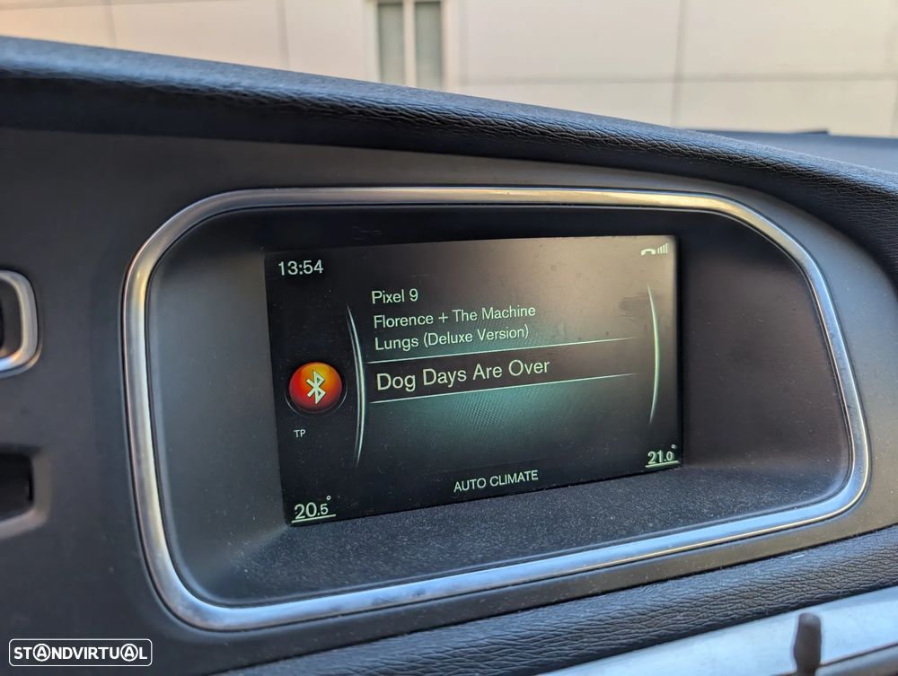 Volvo V40 ver-1-6-d2-momentum-powershift - 16