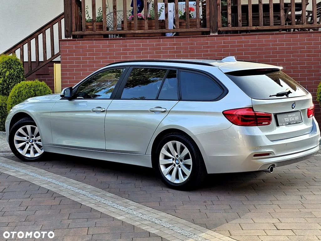 BMW Seria 3 318d Touring Sport Line - 19