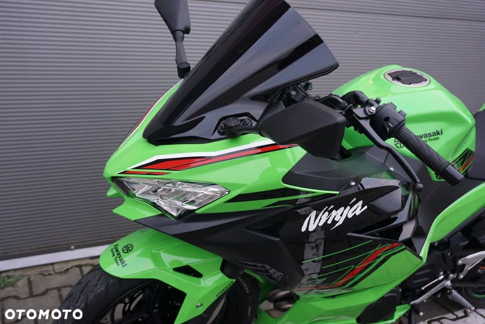 Kawasaki Ninja 400 - 17