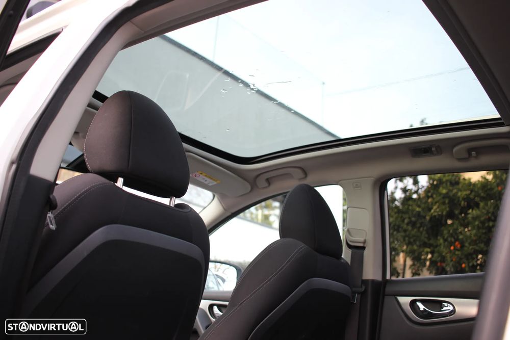 Nissan Qashqai 1.5 dCi N-Connecta Business - 21