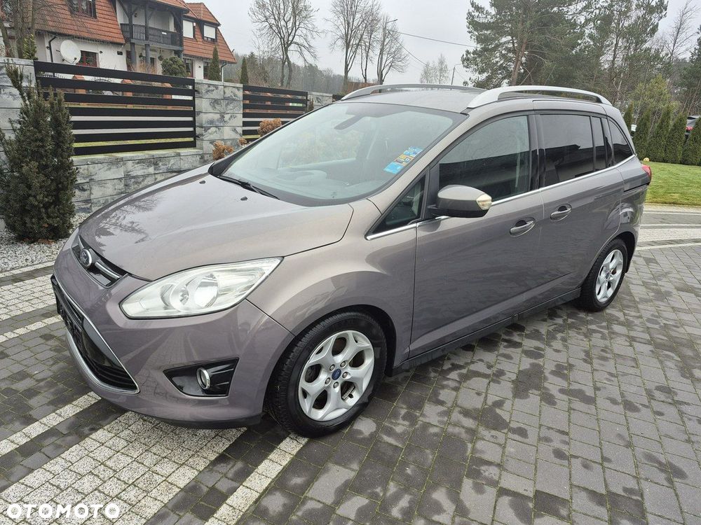Ford Grand C-MAX - 9
