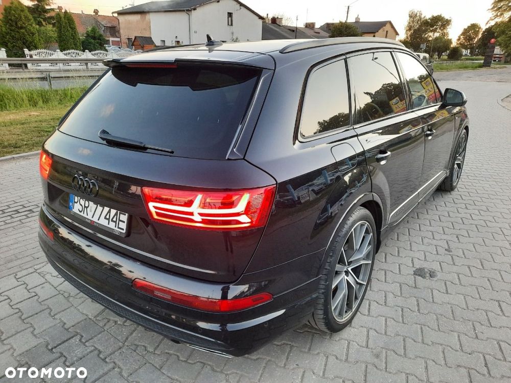 Audi Q7 - 6