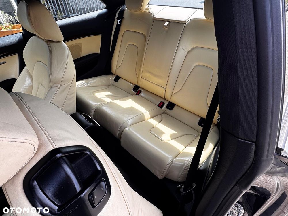 Audi A5 Coupé 3.0 TDI DPF quattro S tronic - 26