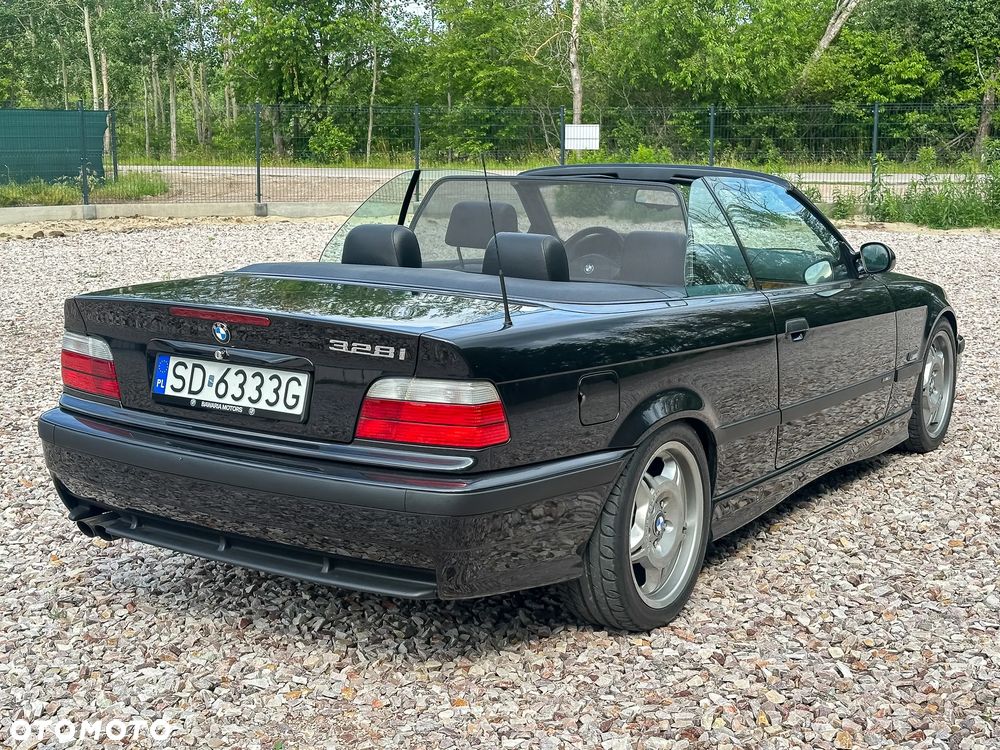 BMW Seria 3 328i - 6