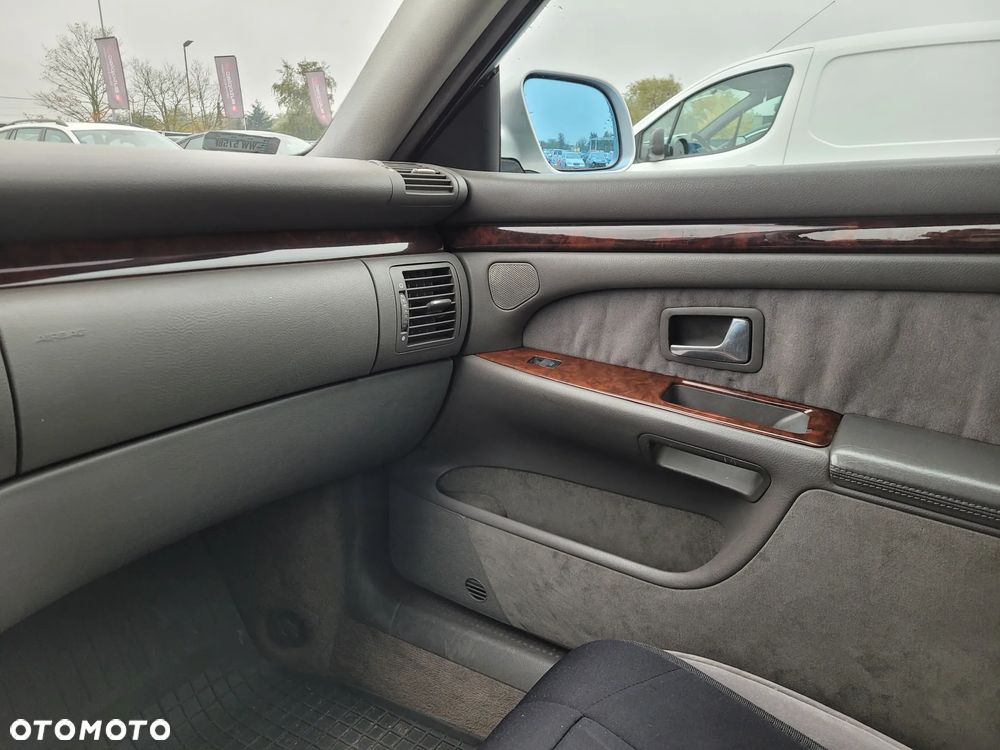 Audi A8 - 18