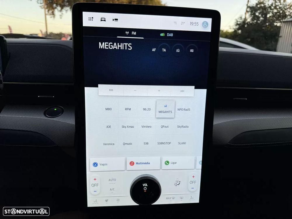 Ford Mustang Mach-E 75.7 kWh Premium AWD - 15