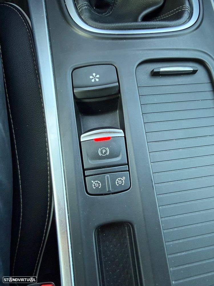 Renault Mégane 1.6 dCi Bose Edtion SS - 11