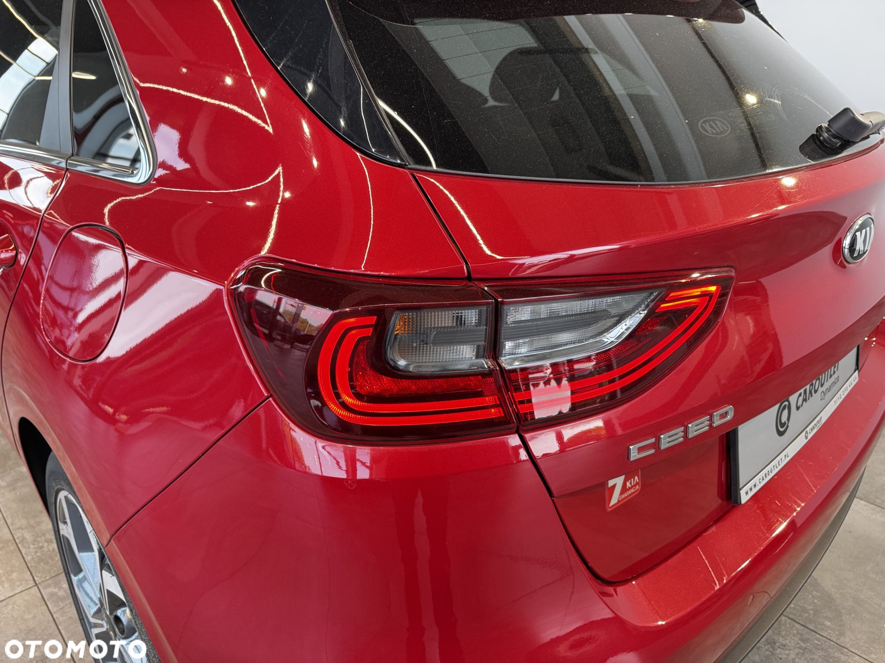 Kia Ceed - 12