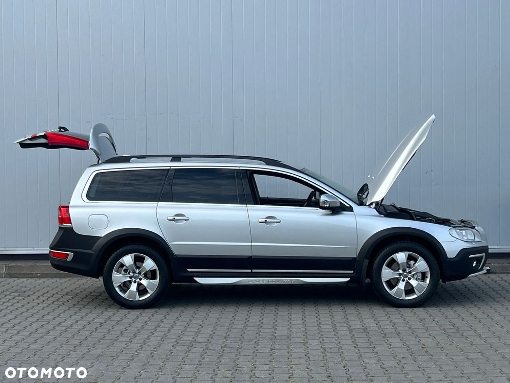 Volvo XC 70 D5 AWD Dynamic Summum - 24